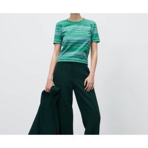 Zara Tee MEDIUM Womens Green Blue Short Sleeve Knit Crewneck Crop Casual Striped